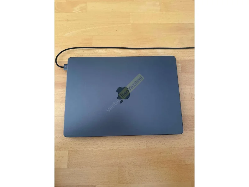 MacBook Pro 14" M4 Pro – 24 GB RAM / 512 GB – Sadece 15 Şarj – Siyah – Yeni Gibi + Fatura