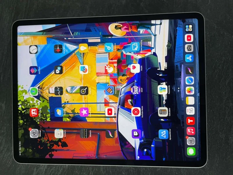iPad Pro 12.9'' 5. Nesil – 256 GB – Üst Düzey Performans – Temiz Durum